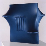 BONALUMI - Scultura blu. 1966 78 x 80 x 48 cm BONALUMI - Scultura blu. 1966 78 x 80 x 48 cm