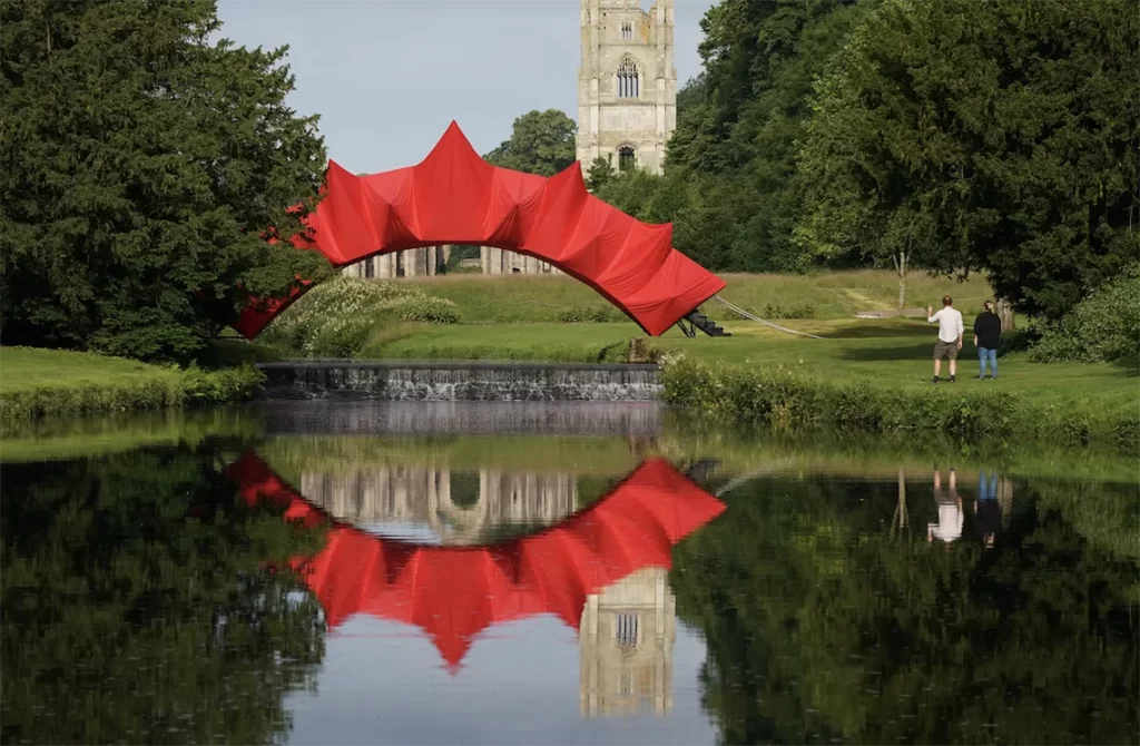 Steve Messam