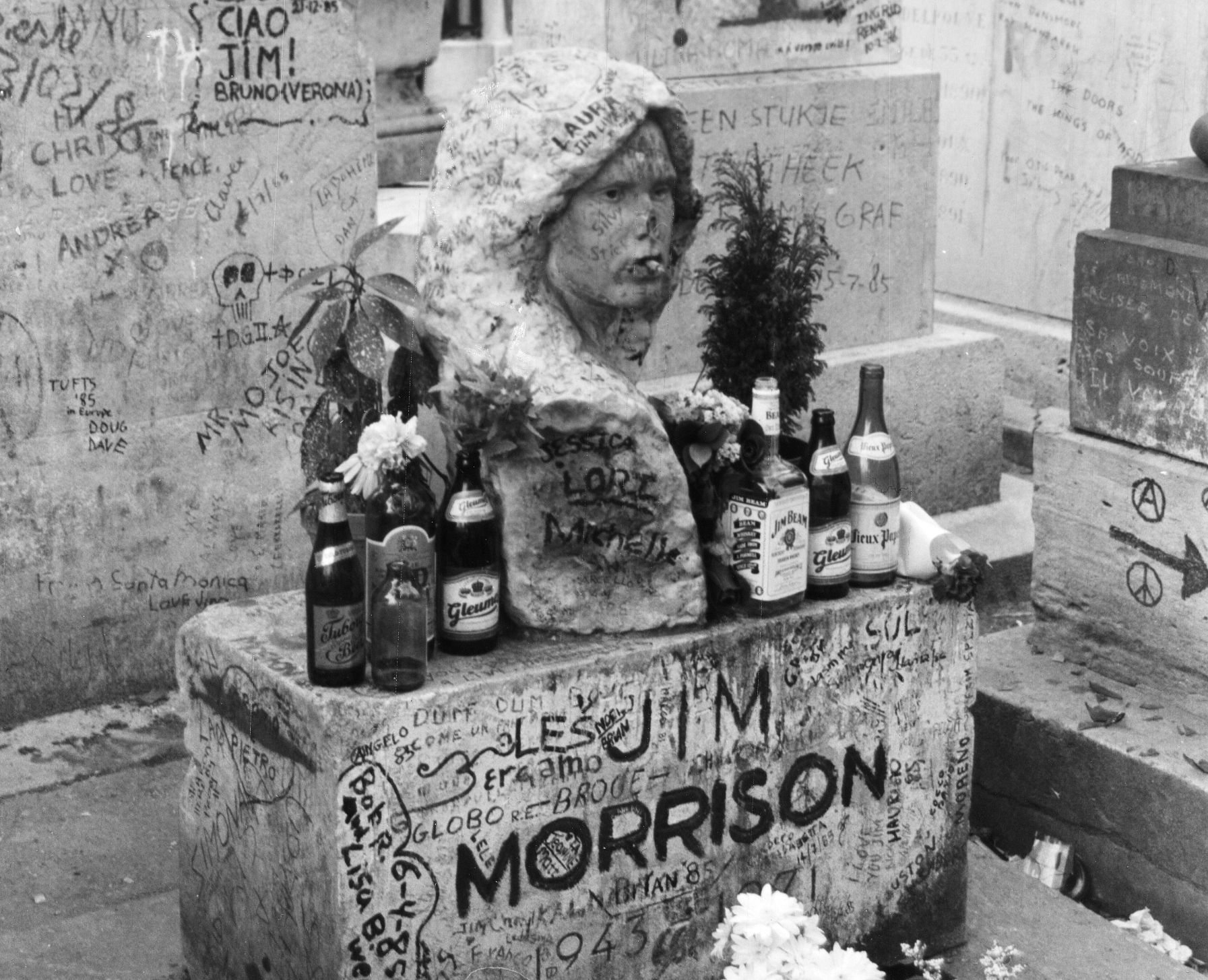 il Busto di Jim Morrison